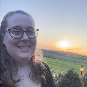 Meet your Posher, Sharon